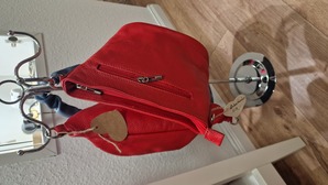 Dezember 2024 - Taschen #outfitoftheday #mode #mettmann #fashion #boutique #modefreiheit #mettmanncity #shopmettmann