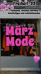 Freiheit-22 Stylische, warme, weiche Damenmode in Mettmann Das Video zeigt eine Auswahl meiner zusammengestellten Outfits von März 2025 - Titel : kein Titel vergeben. ich freue mich auf euren Besuch. Liebe Grüße Aynur #mode #mettmann #fashion #boutique #modefreiheit #mettmanncity #shopmettmann #modenschau #aimodel #kimodel